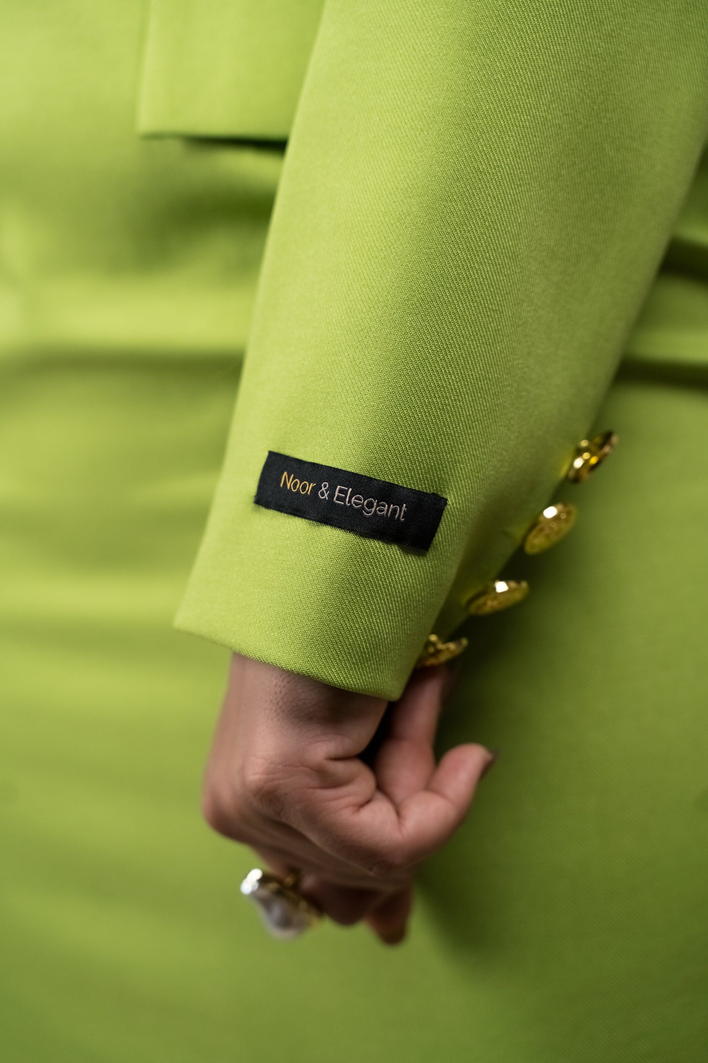 Robe signature – Élégance assurée