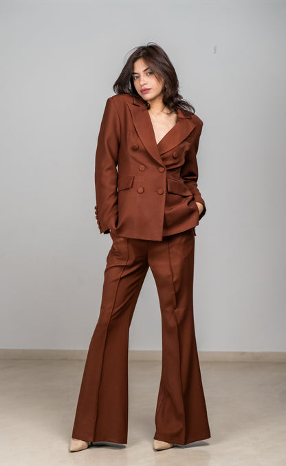 Tailleur Chic pour  Femme – Blazer Croisé et Pantalon Évasé